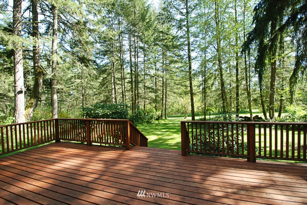 5723 137th Avenue Southwest Rochester, WA 98579 - Photo 15 of 24