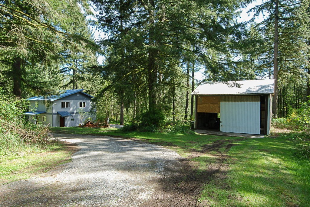 5723 137th Avenue Southwest Rochester, WA 98579 - Photo 16 of 24