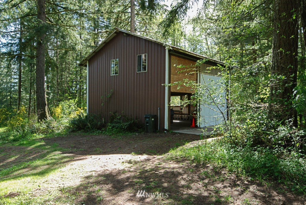 5723 137th Avenue Southwest Rochester, WA 98579 - Photo 17 of 24