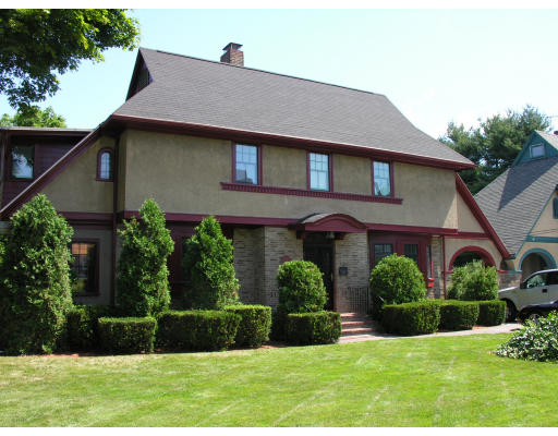 418 Brook Road Milton, MA 02186 - Photo 1 of 14 Gallery Image 1