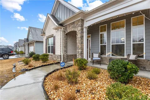 $399,000 | 7417 Jennadee Drive, Fairburn, GA 30213
