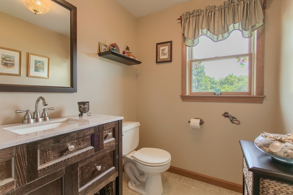 62 Chamberlain Road Westford, MA 01886 - Photo 13 of 30 Gallery Image 13