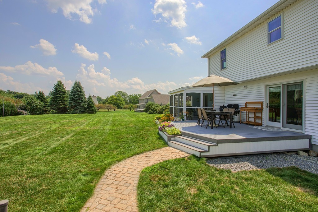 62 Chamberlain Road Westford, MA 01886 - Photo 17 of 30 Gallery Image 17