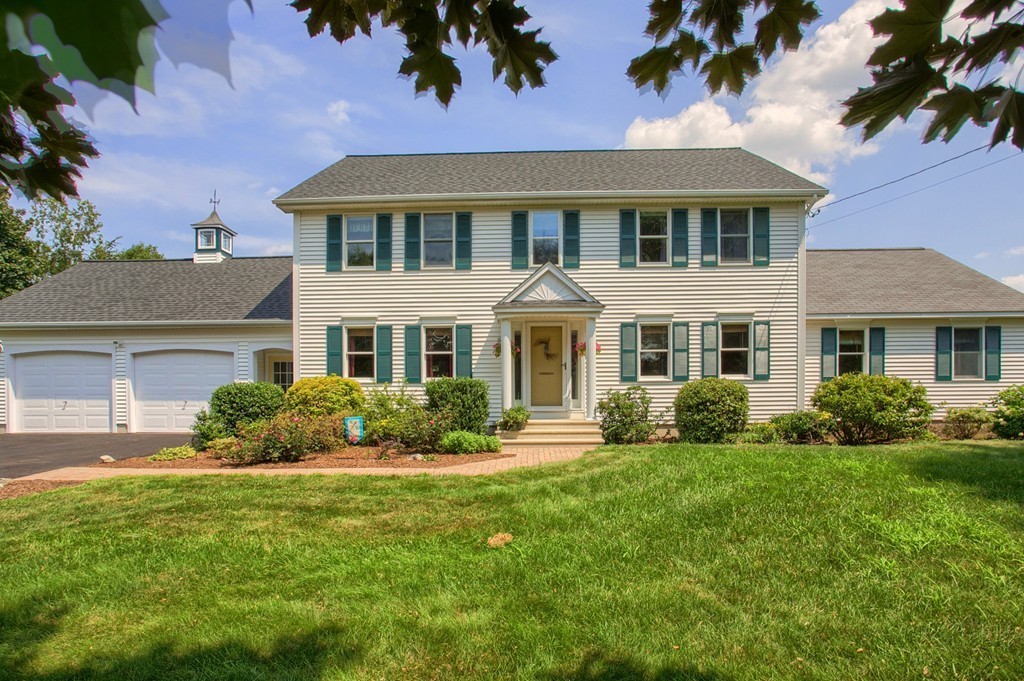 62 Chamberlain Road Westford, MA 01886 - Photo 2 of 30 Gallery Image 2