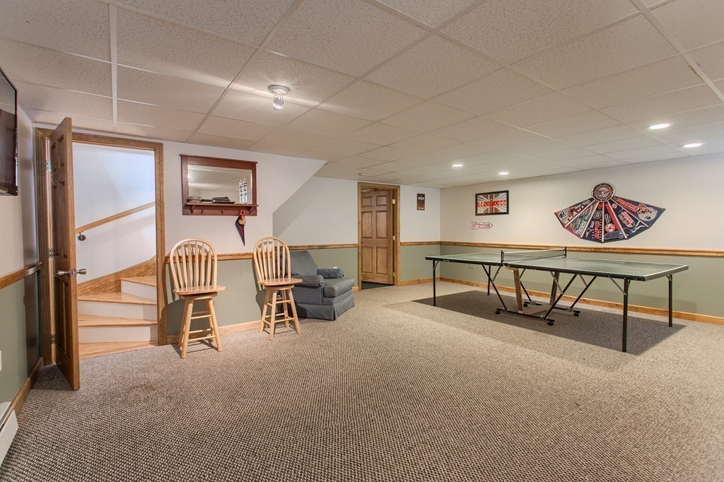 62 Chamberlain Road Westford, MA 01886 - Photo 26 of 30 Gallery Image 26