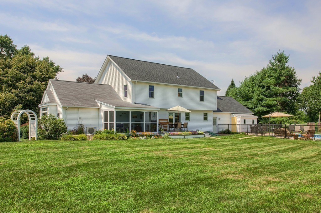 62 Chamberlain Road Westford, MA 01886 - Photo 29 of 30 Gallery Image 29