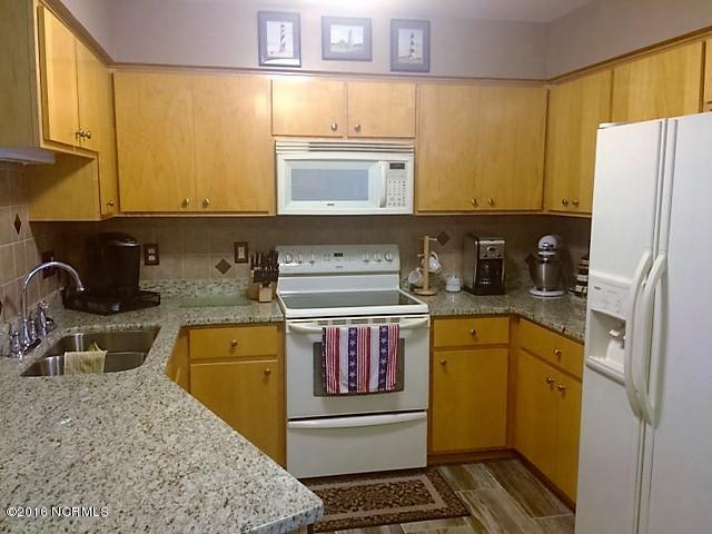 1140 Tebo Road New Bern, NC 28562 - Photo 7 of 21 Ceramic tile & granite counters.