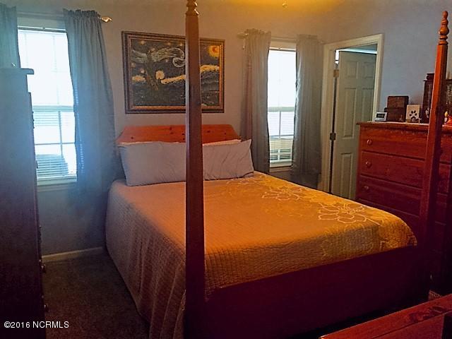 1140 Tebo Road New Bern, NC 28562 - Photo 8 of 21 Master w/large walk-in closet.