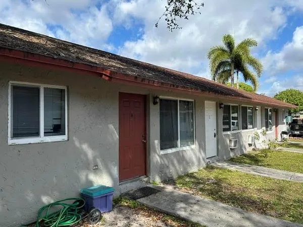$1,200 | 1760 Southwest 21st Street, Unit C, Fort Lauderdale, FL 33315