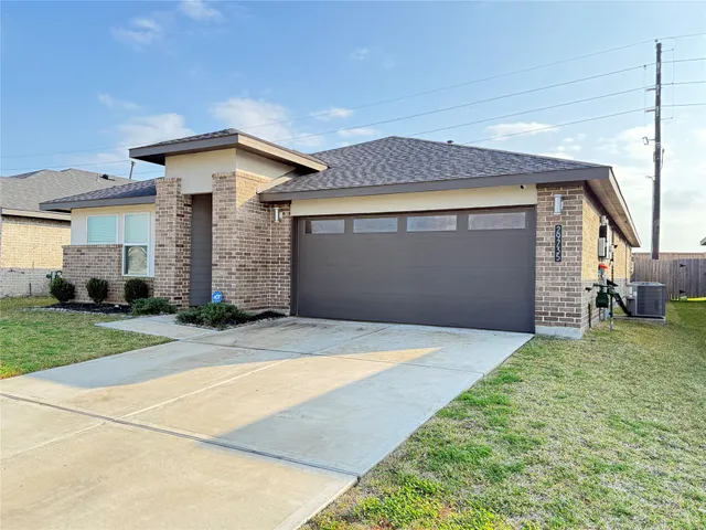$2,400 | 29735 Cayenne Circle, Katy, TX 77494