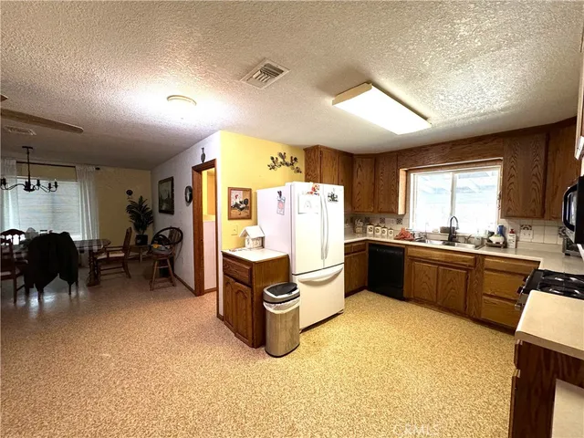 $589,000 | 35648 Mountain View Road, Hinkley, CA 92347