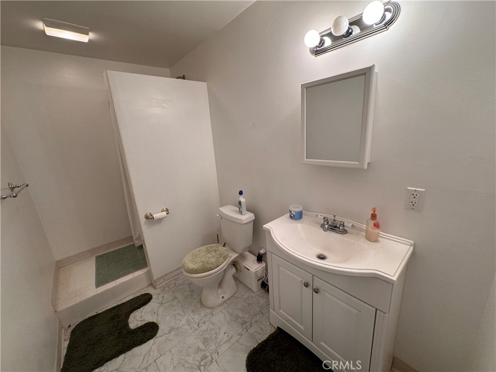 35648 Mountain View Road Hinkley, CA 92347 - Photo 28 of 50