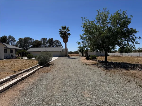 $589,000 | 35648 Mountain View Road, Hinkley, CA 92347