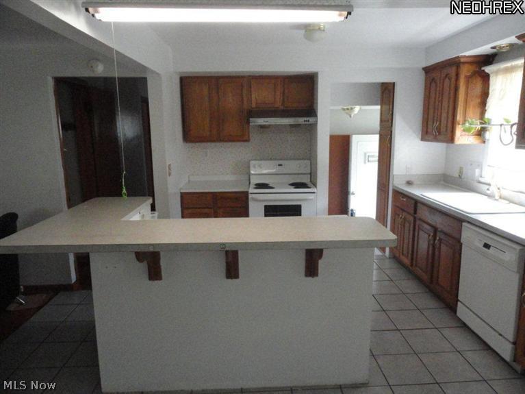 6291 State Cleveland, OH 44134 - Photo 11 of 25