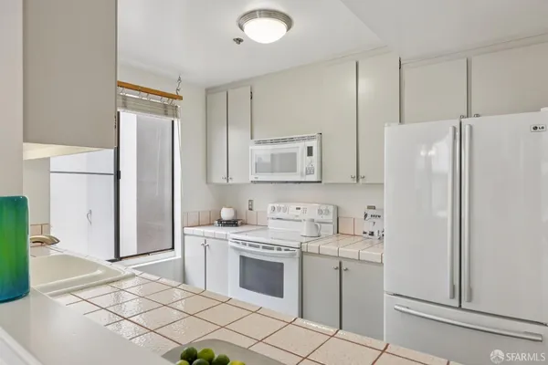 $1,078,000 | 156 Lombard Street, Unit 33, San Francisco, CA 94111