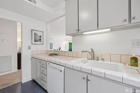 $1,078,000 | 156 Lombard Street, Unit 33, San Francisco, CA 94111