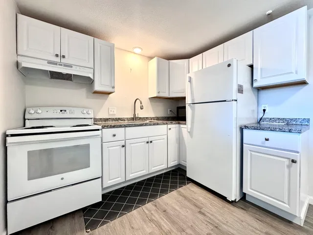 $2,000 | 50-58 Walnut Street, Unit 11, Waltham, MA 02453