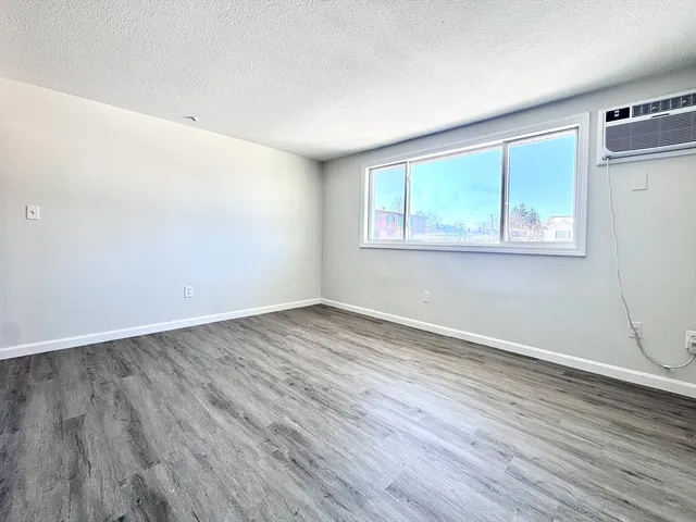 $2,000 | 50-58 Walnut Street, Unit 11, Waltham, MA 02453