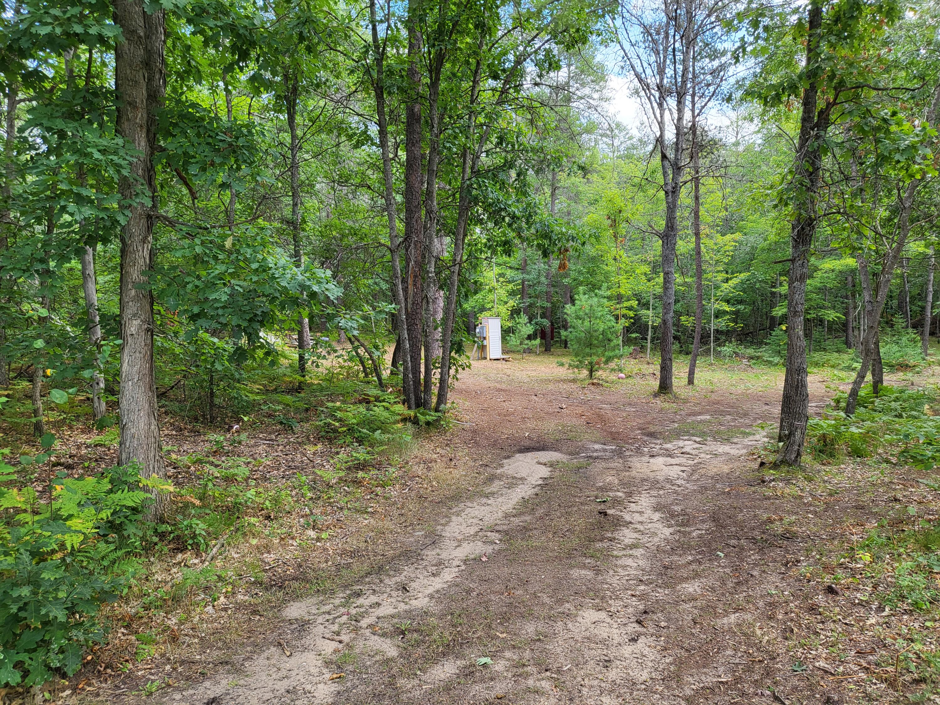 5452 Edgewood Road Lewiston, MI 49756 - Photo 5 of 21 Gallery Image 5
