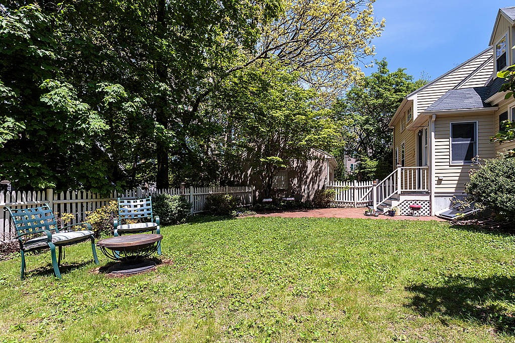26 Winslow Road Winchester, MA 01890 - Photo 7 of 30 Gallery Image 7