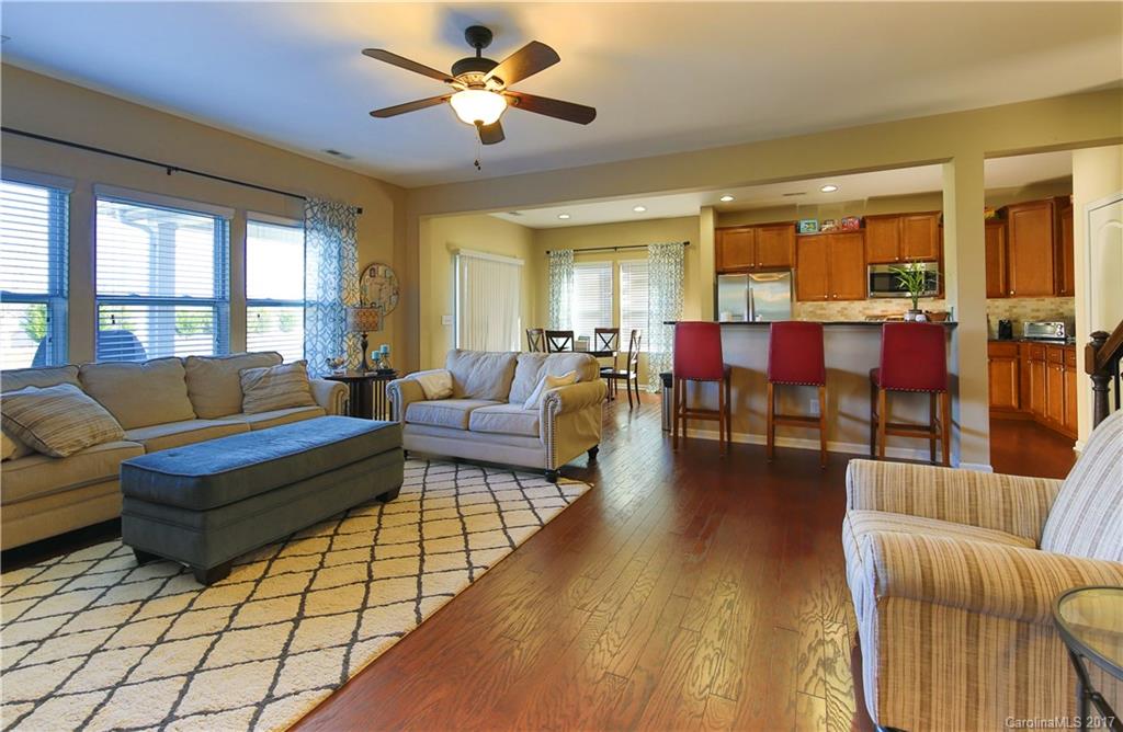79291 Ridgehaven Road Lancaster, SC 29720 - Photo 5 of 23 a living room with furniture and a table