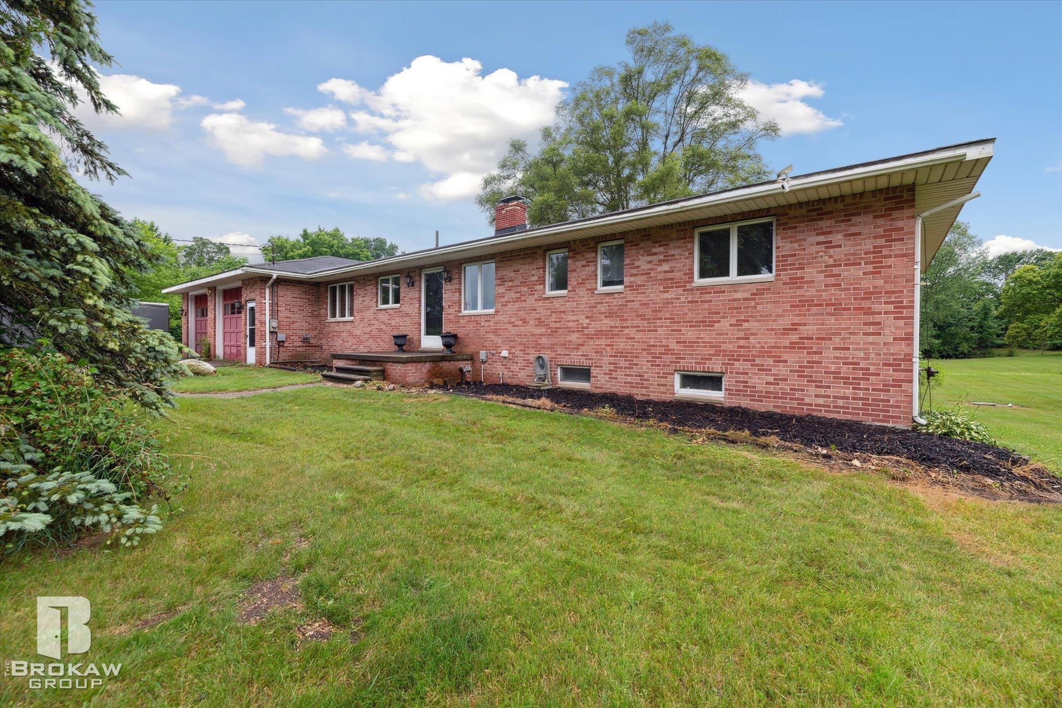 1883 Roods Lake Road Lapeer, MI 48446 - Photo 10 of 67