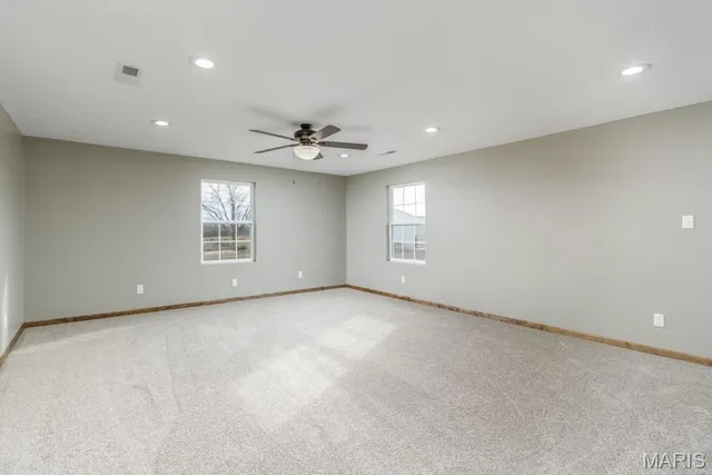 $689,900 | 24110 Evanston Road, Lebanon, MO 65536