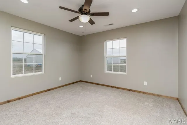 $689,900 | 24110 Evanston Road, Lebanon, MO 65536