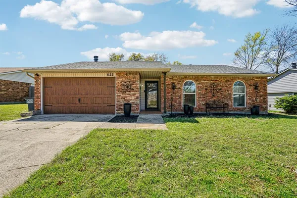 $319,000 | 622 Roaming Rd Drive, Allen, TX 75002
