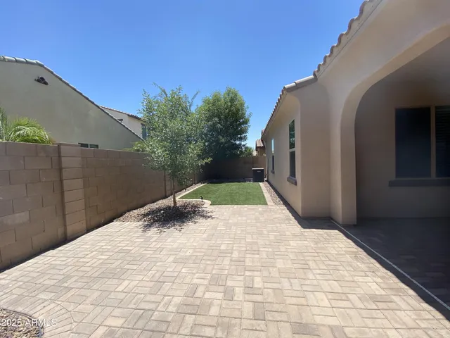 $2,295 | 3533 South Washington Street, Chandler, AZ 85248