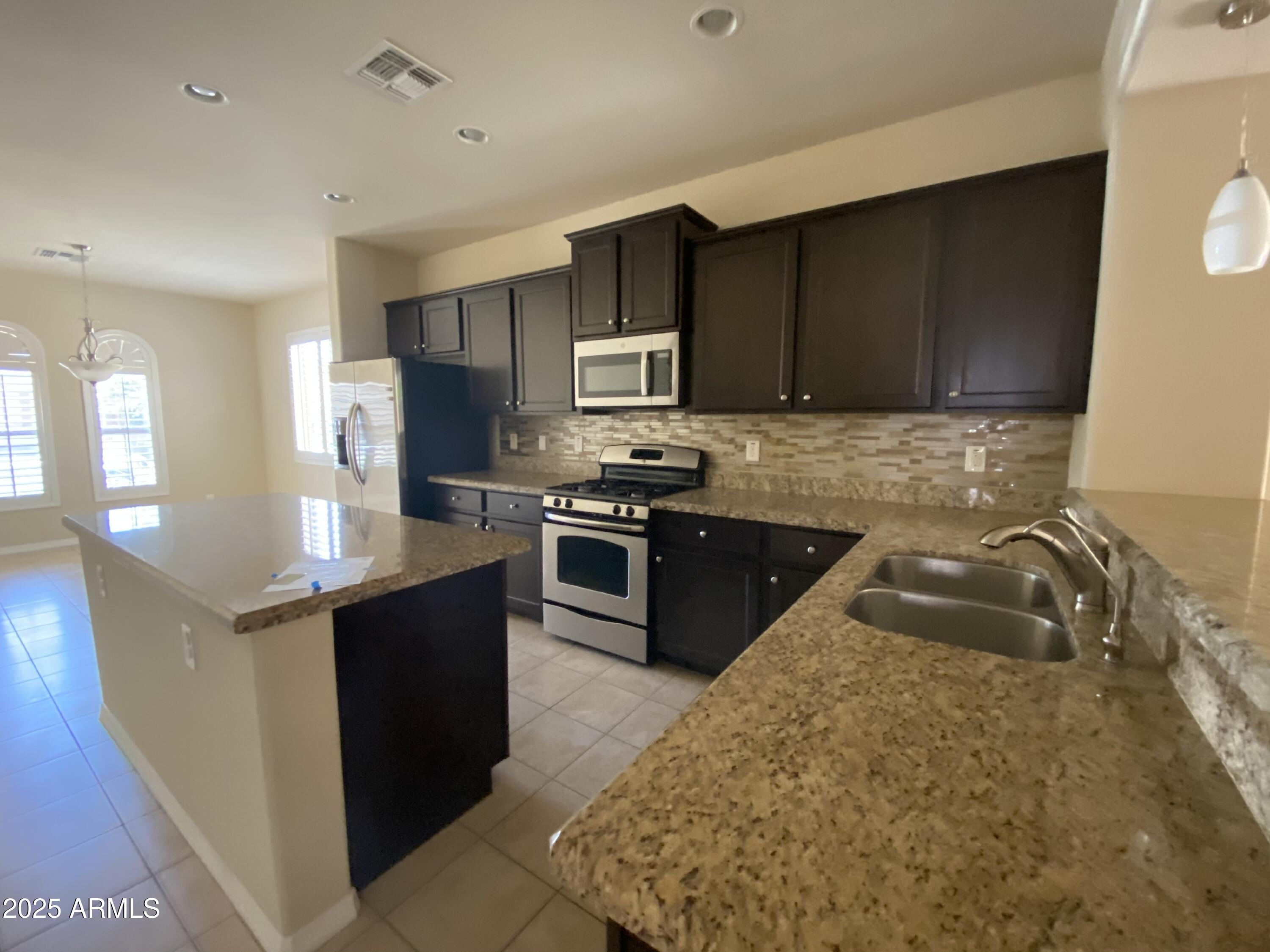 3533 South Washington Street Chandler, AZ 85248 - Photo 6 of 30 2021-06-03_12-10-44_085