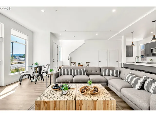 $549,900 | 1970 Amazon Parkway, Eugene, OR 97405