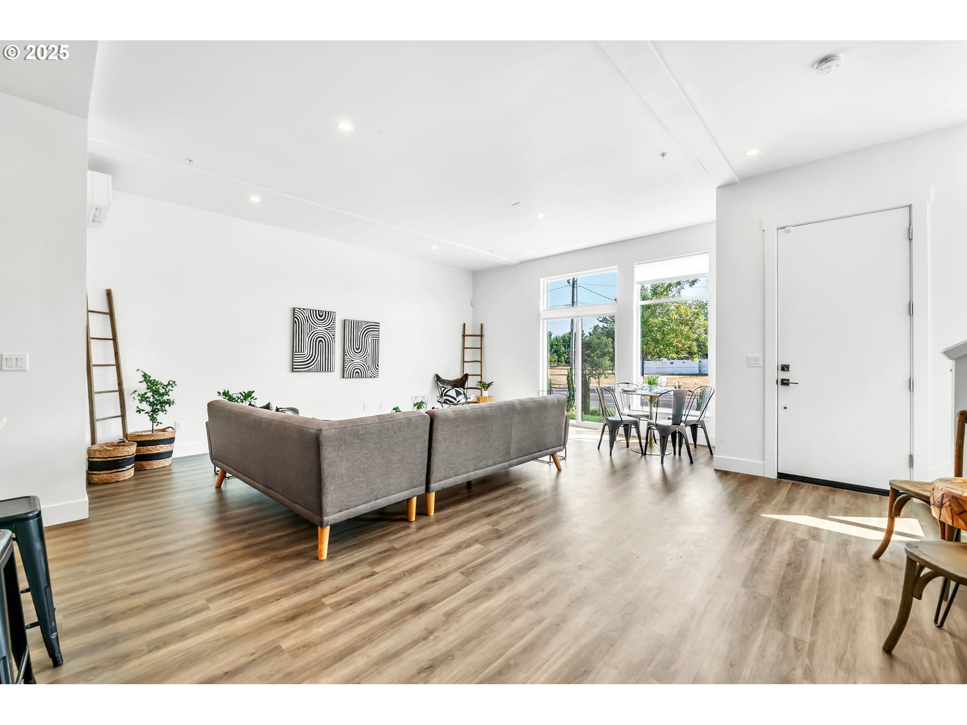 1970 Amazon Parkway Eugene, OR 97405 - Photo 4 of 36