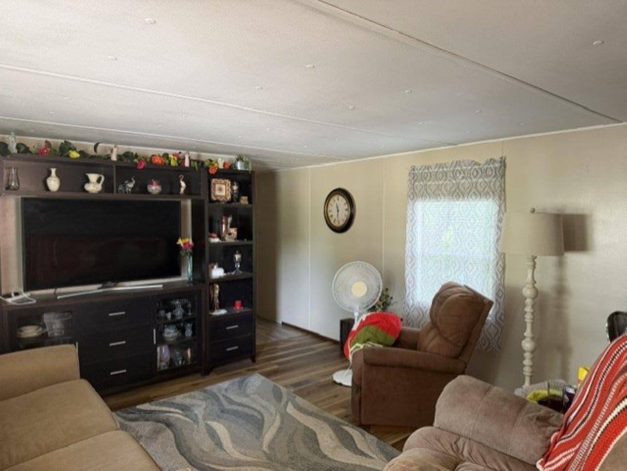 525 Timber Ridge Lane Quincy, IL 62305 - Photo 2 of 9