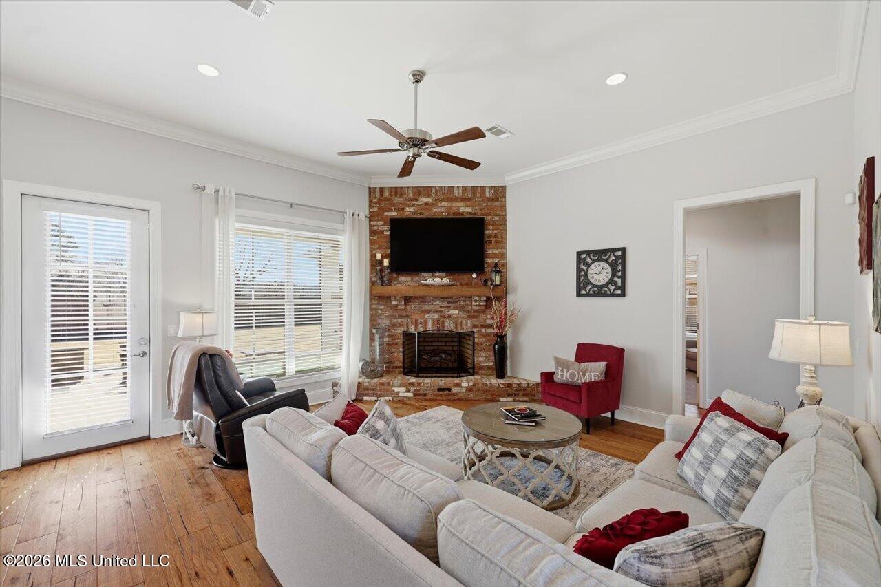 111 Twain Trail Clinton, MS 39056 - Photo 4 of 36 05-111 Twain Trl _ Home Tours MS