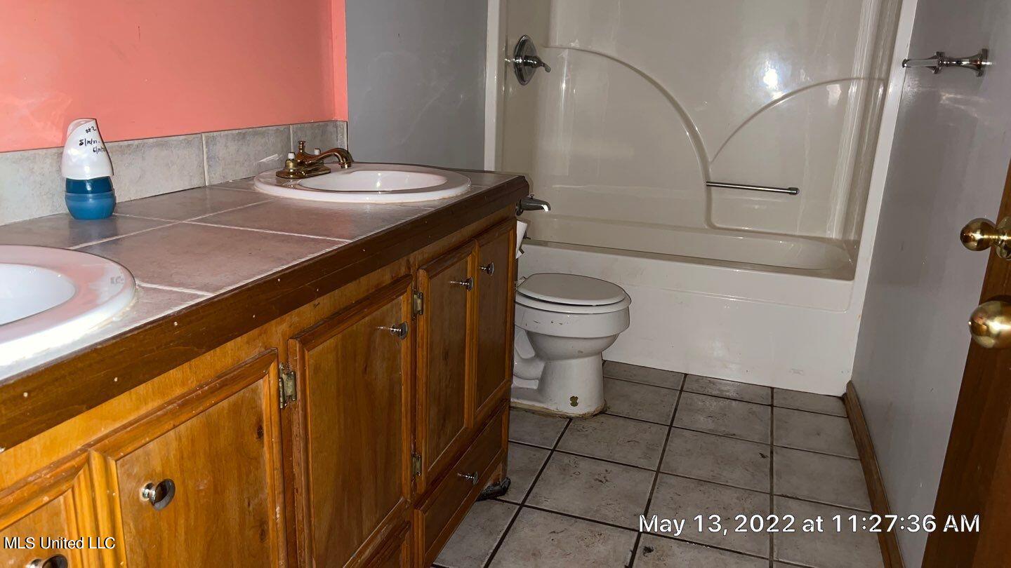 379 Clear Branch Road Florence, MS 39073 - Photo 6 of 12 aa77da0434fb085d20220526-103679-1ur630k