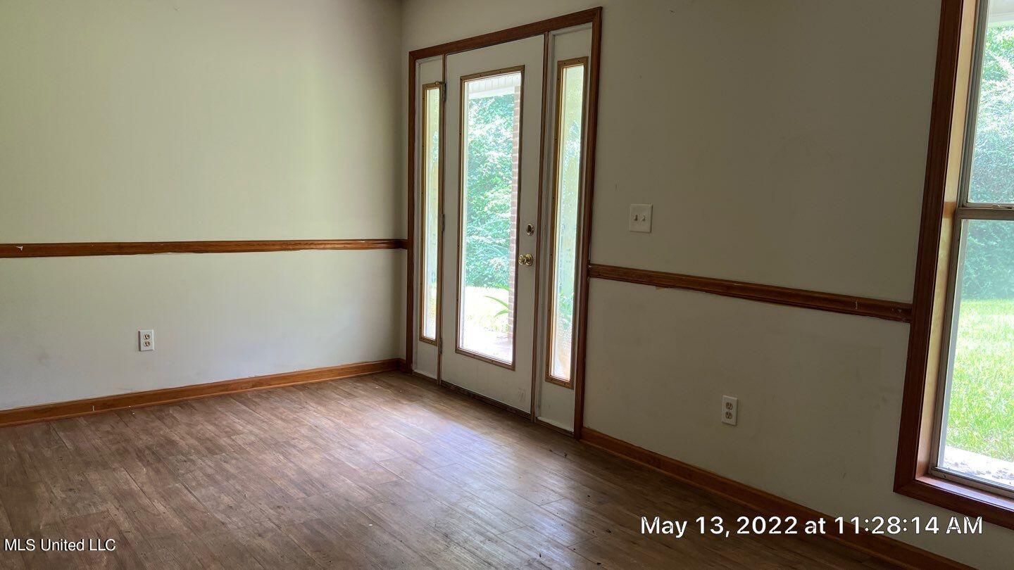 379 Clear Branch Road Florence, MS 39073 - Photo 7 of 12 0f407d33d441e5b820220526-24852-1htk38j