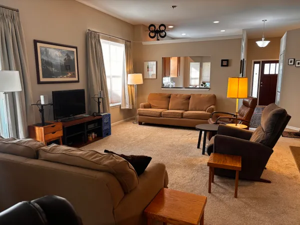 $319,900 | 4583 Devon Drive, Jackson, MI 49201