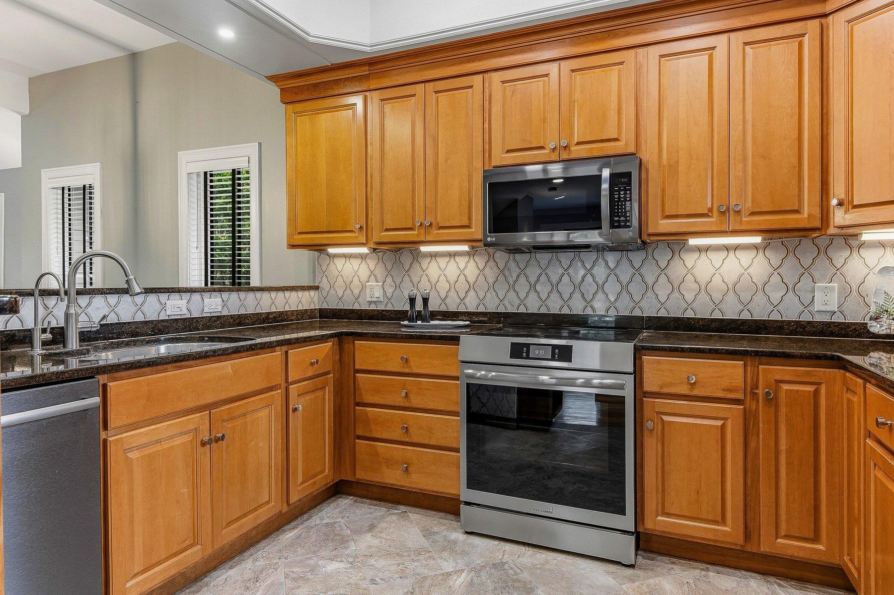 228 Cushing Road Newmarket, NH 03857 - Photo 20 of 60
