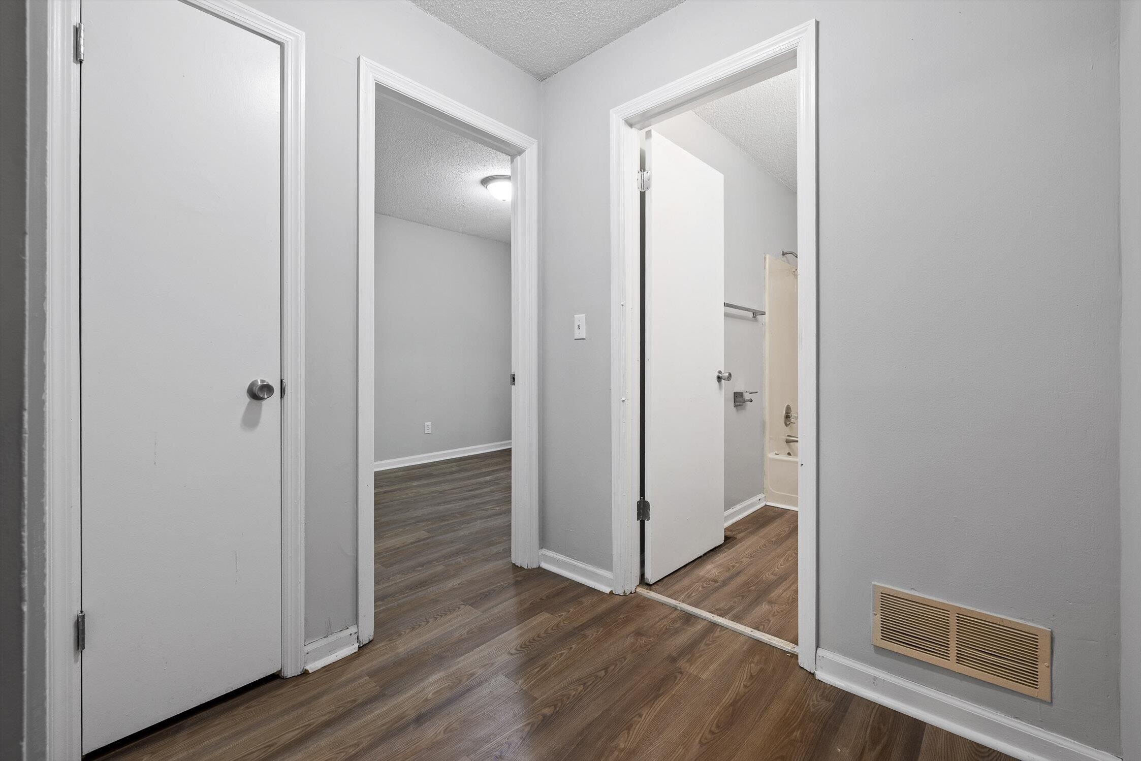 7612 Noah Reid Road Chattanooga, TN 37416 - Photo 16 of 49 20-Noah Reid-20