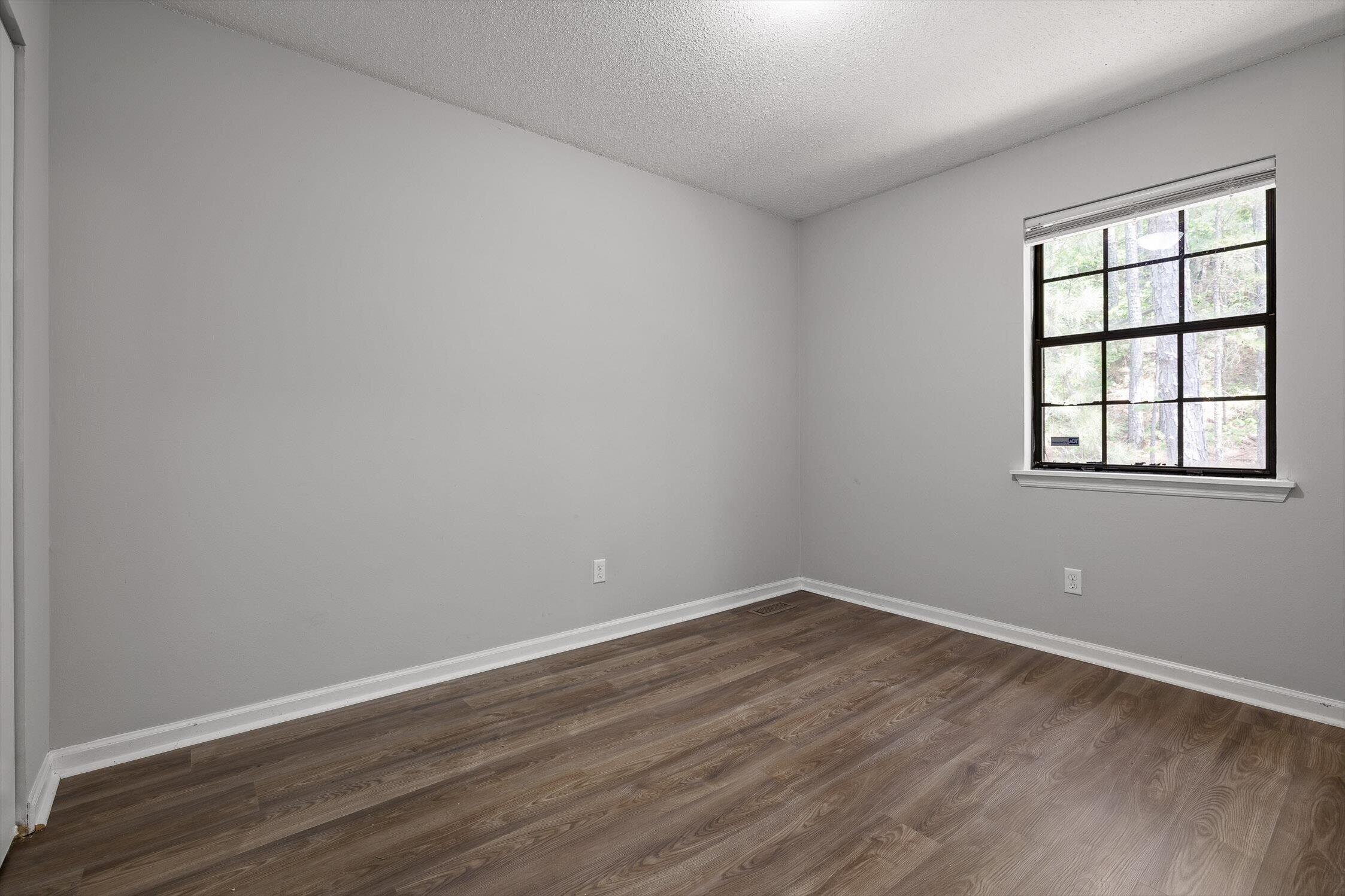 7612 Noah Reid Road Chattanooga, TN 37416 - Photo 19 of 49 23-Noah Reid-23