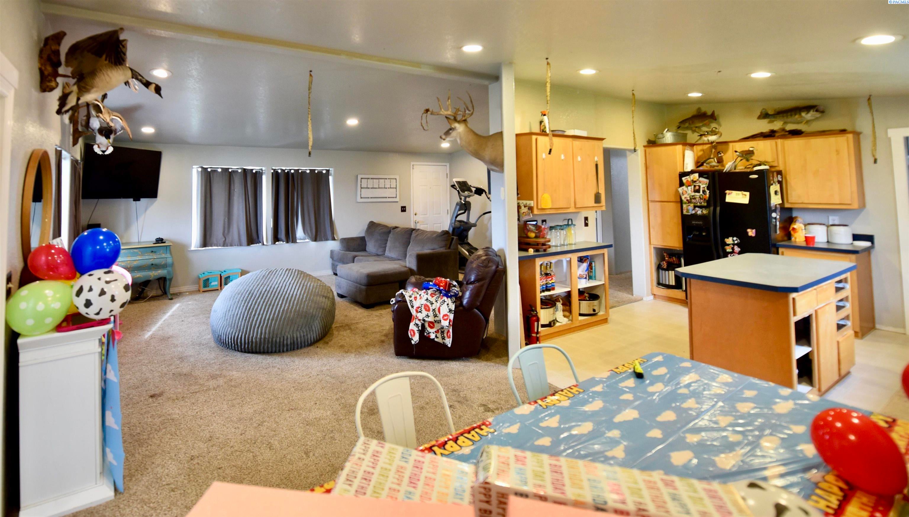 3834 Dogwood Road Pasco, WA 99301 - Photo 5 of 32 Gallery Image 5