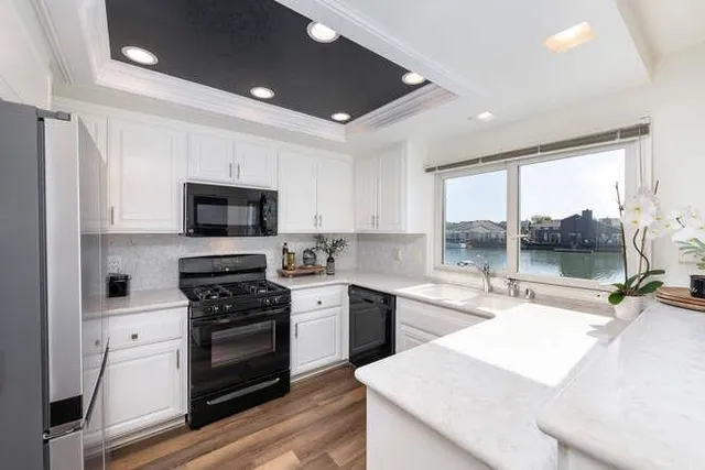 $2,399,932 | 756 Newport Circle, Redwood Shores, CA 94065