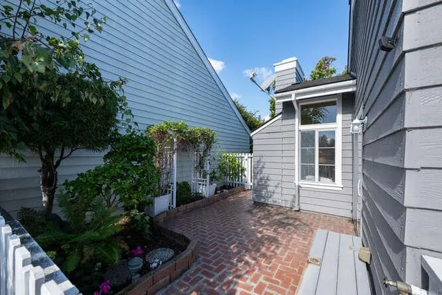 $2,399,932 | 756 Newport Circle, Redwood Shores, CA 94065