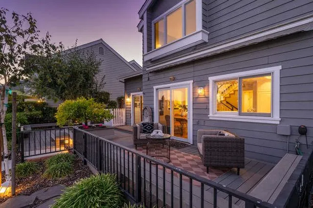 $2,399,932 | 756 Newport Circle, Redwood Shores, CA 94065