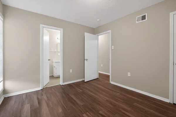 $99,900 | 5267 Broken Oak Drive, Memphis, TN 38127