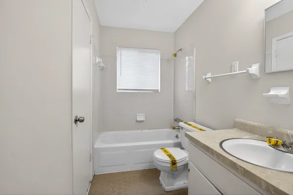 $99,900 | 5267 Broken Oak Drive, Memphis, TN 38127