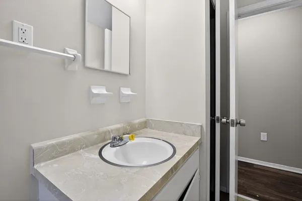 $99,900 | 5267 Broken Oak Drive, Memphis, TN 38127