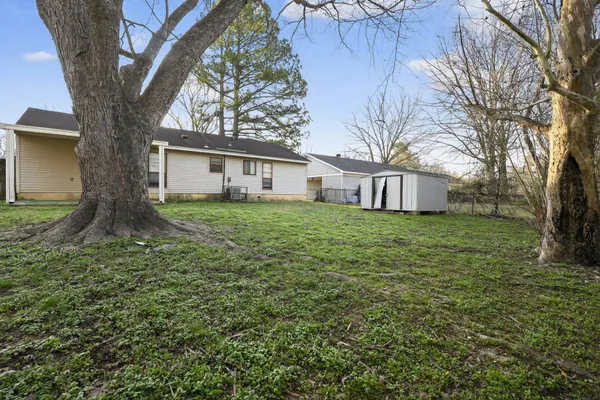 $99,900 | 5267 Broken Oak Drive, Memphis, TN 38127