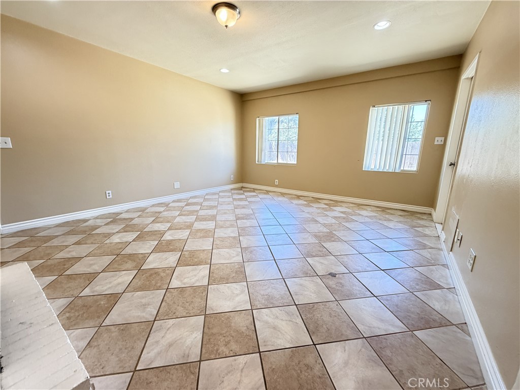 2820 Madison Street Riverside, CA 92504 - Photo 15 of 20
